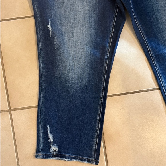 KanCan Dark Blue Ankle Jeans - Picture 4 of 10